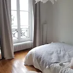Nice Apartment In The Batignolles